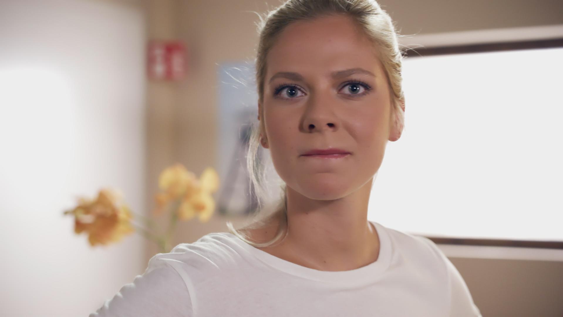 AWZ: Kann Marie ihren Rauswurf aus dem Steinkamp-Kader noch abwenden? AWZ: Marie blickt in eine ungewisse Zukunft.