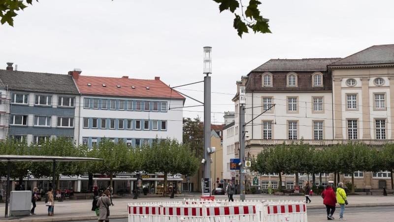documenta-Obelisk wird in Kassel an neuem Standort aufgebaut documenta-Obelisk