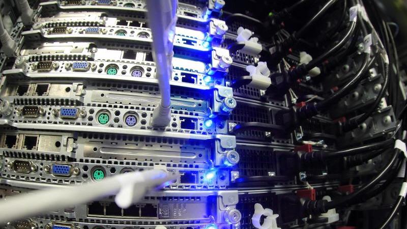 Österreich sortiert Arbeitslose bald per Algorithmus Rechenzentrum