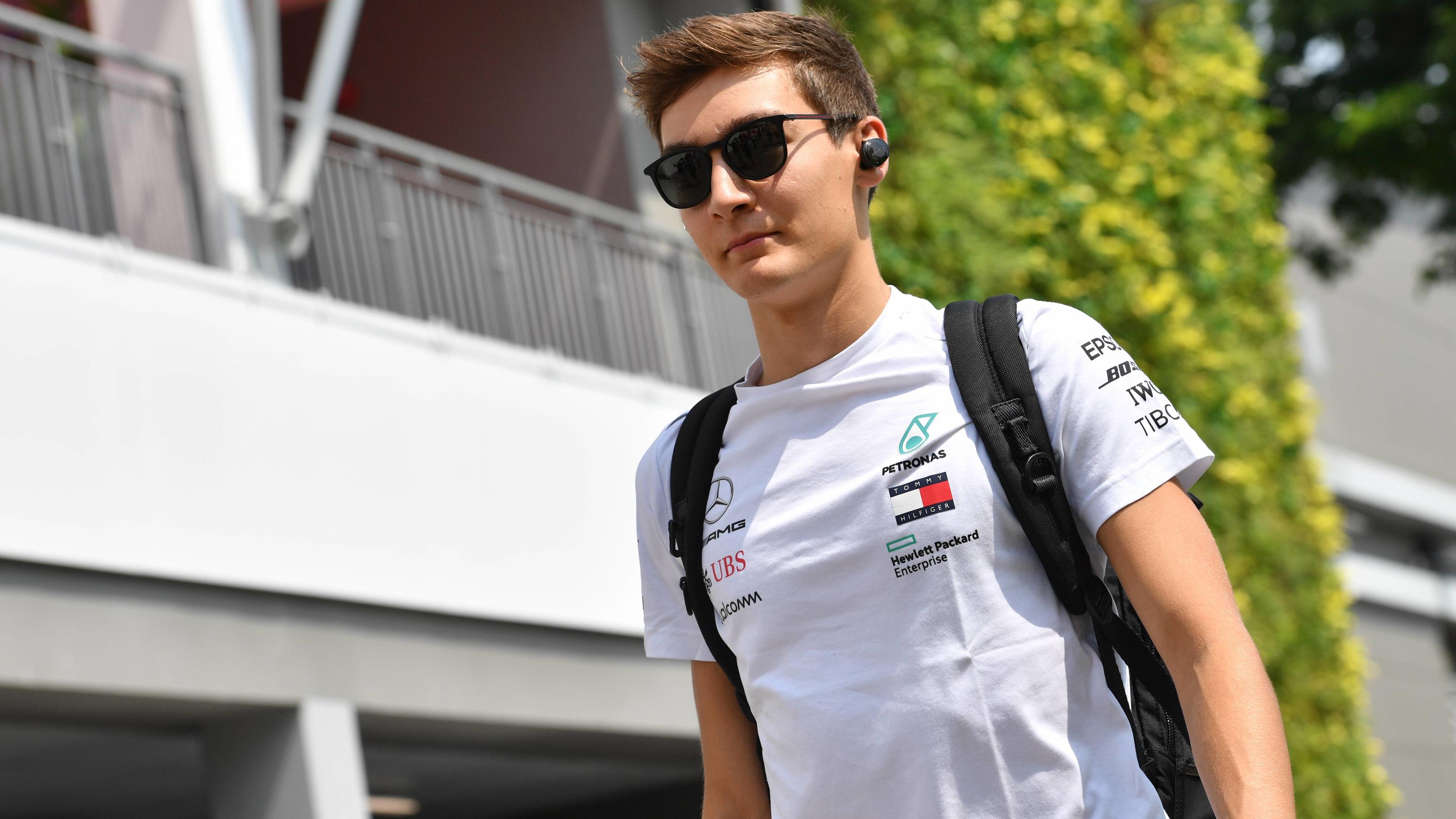 Formel-1: George Russell steigt auf und fährt 2019 für Williams 2018 Singapore GP SINGAPORE STREET CIRCUIT, SINGAPORE - SEPTEMBER 14: George Russell, Mercedes AMG F1 during the Singapore GP at Singapore Street Circuit on September 14, 2018 in Singapore Street Circuit, Singapore. (Photo by Jerry Andre / Sutton Ima