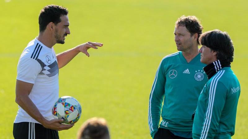 Löw verneint Druck - Mit Bayern-Block zum Gruppensieg DFB-Training
