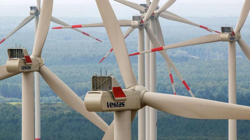 Neuer Disput um Windkraftausbau in Thüringen Windkraftanalgen