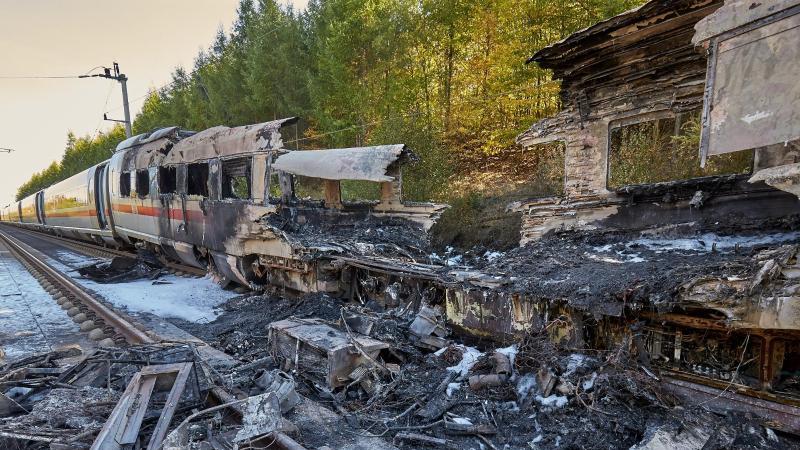 Feuer im ICE - Bundespolizist wird zum Retter Ausgebrannte Wagons