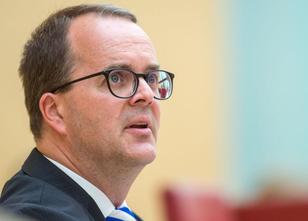 Als Konsequenz aus der schweren SPD-Niederlage bei der Landtagswahl gibt Ma... weiterlesen