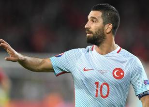 Der türkische Fußballstar Arda Turan muss wegen sexueller Belästigung und i... weiterlesen