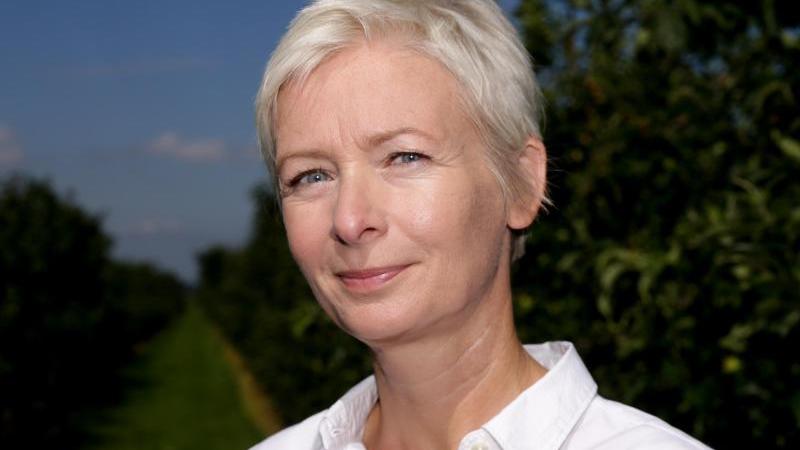 Dörte Hansen bleibt sich in "Mittagsstunde" treu Dörte Hansen