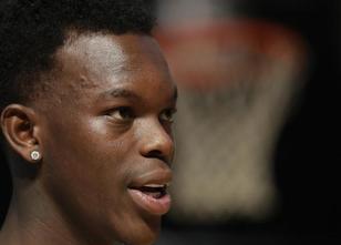 Basketball-Jungstar Dennis Schröder hat mit den Oklahoma City Thunder zum S... weiterlesen