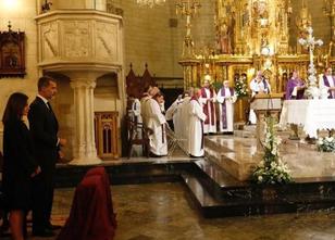 Mit einem bewegenden Trauergottesdienst ist auf Mallorca der 13 Toten nach ... weiterlesen