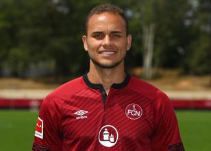 Abwehrstabilisator Ewerton steht bei Fußball-Bundesligist 1. FC Nürnberg vo... weiterlesen