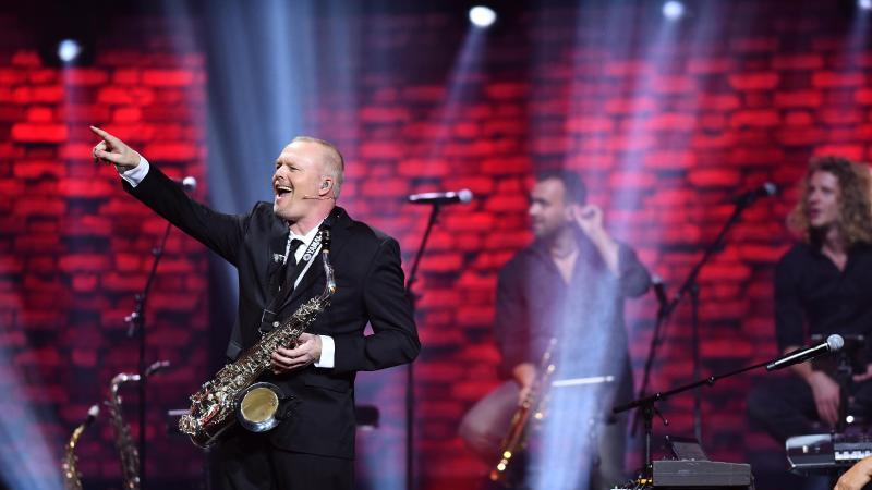 Stefan Raab feiert Bühnen-Comeback Stefan Raab
