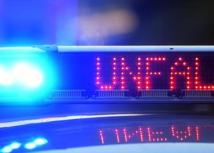 Zwei Autofahrer sind bei Aschenhausen (Landkreis Schmalkalden-Meiningen) mi... weiterlesen