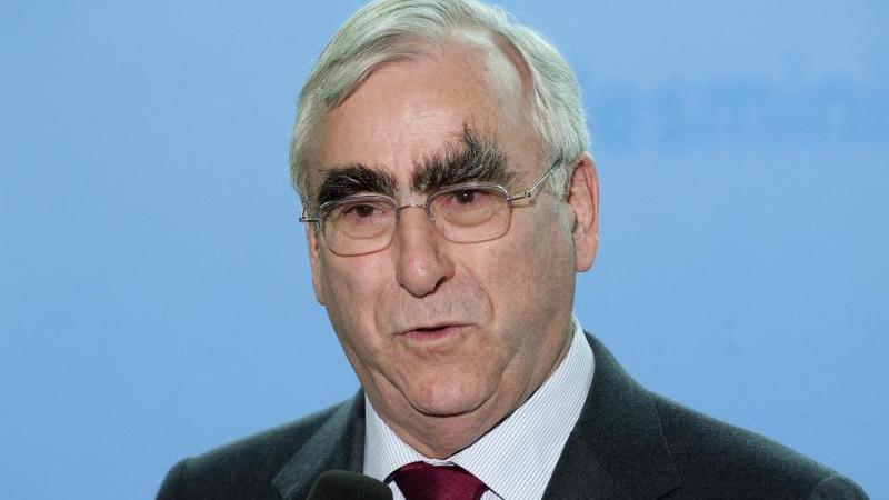 Nach CSU-Wahldebakel: Waigel fordert personelle Konsequenzen Der CSU-Ehrenvorsitzende Theo Waigel