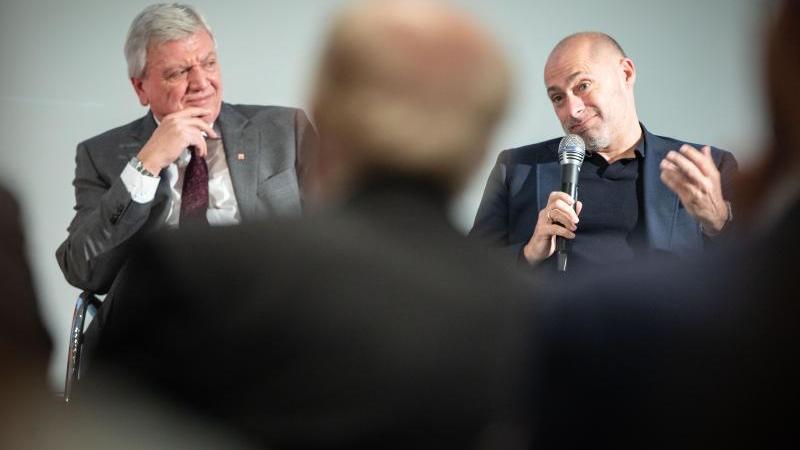 CDU und FDP liebäugeln in Hessen mit Jamaika Hessischer Landtagswahlkampf