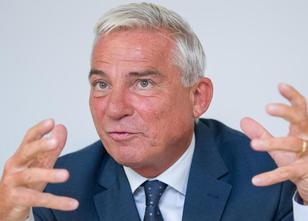Innenminister Thomas Strobl (CDU) möchte islamistische Gefährder einem Zeit... weiterlesen