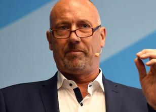 Der CDU-Spitzenkandidat für die Bremer Landtagswahl 2019, Carsten Meyer-Hed... weiterlesen