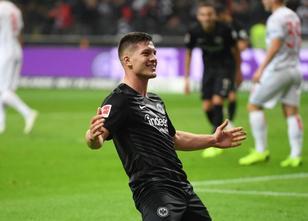 Luka Jovic wollte den Ball, den er an einem magischen Fußball-Abend fünfmal... weiterlesen