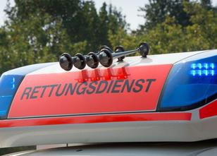 Unbekannte haben einen 37-Jährigen am Magdeburger Hasselbachplatz zusammeng... weiterlesen