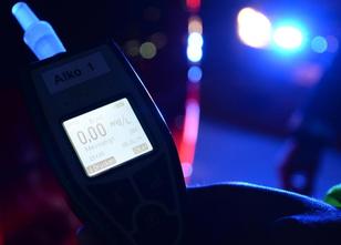 Ein betrunkener Mann hat in Magdeburg einen Passanten mit einer Gabel angeg... weiterlesen