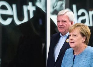 Bundeskanzlerin Angela Merkel und Hessens Ministerpräsident Volker Bouffier... weiterlesen