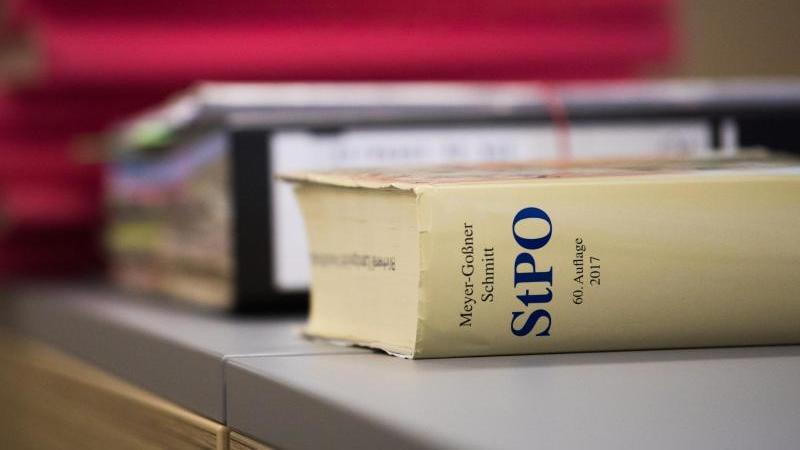 Gutachter: mutmaßlicher Supermarkt-Erpresser schuldfähig Strafprozessordnung