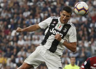 Im Trikot von Manchester United reifte Cristiano Ronaldo einst zum Weltfußb... weiterlesen