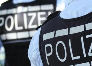 Bei Kontrollen von Lastwagen und Bussen in Schleswig-Holstein hat die Poliz... weiterlesen