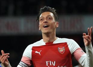 Der FC Arsenal hat seine Siegesserie dank Mesut Özil fortgesetzt. Der zurüc... weiterlesen