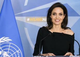 US-Schauspielerin Angelina Jolie hat in Peru eine Herberge für Flüchtlinge ... weiterlesen