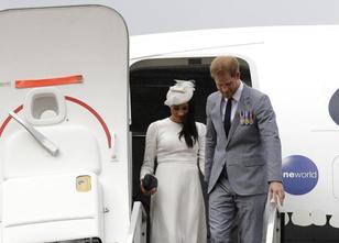 Prinz Harry und seine Frau Meghan haben auf ihrer Pazifikreise am Dienstag ... weiterlesen