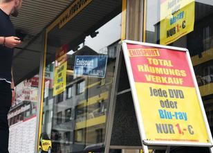 In Konkurrenz zu aufstrebenden Online-Diensten verschwinden in Deutschland ... weiterlesen