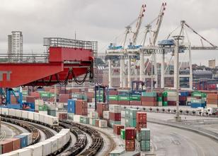 Der Naturschutzbund Deutschland will die Luftqualität am Hamburger Hafen mi... weiterlesen