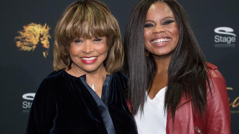 Tina Turner präsentiert Musical-Hauptdarstellerin Tina Turner Musical