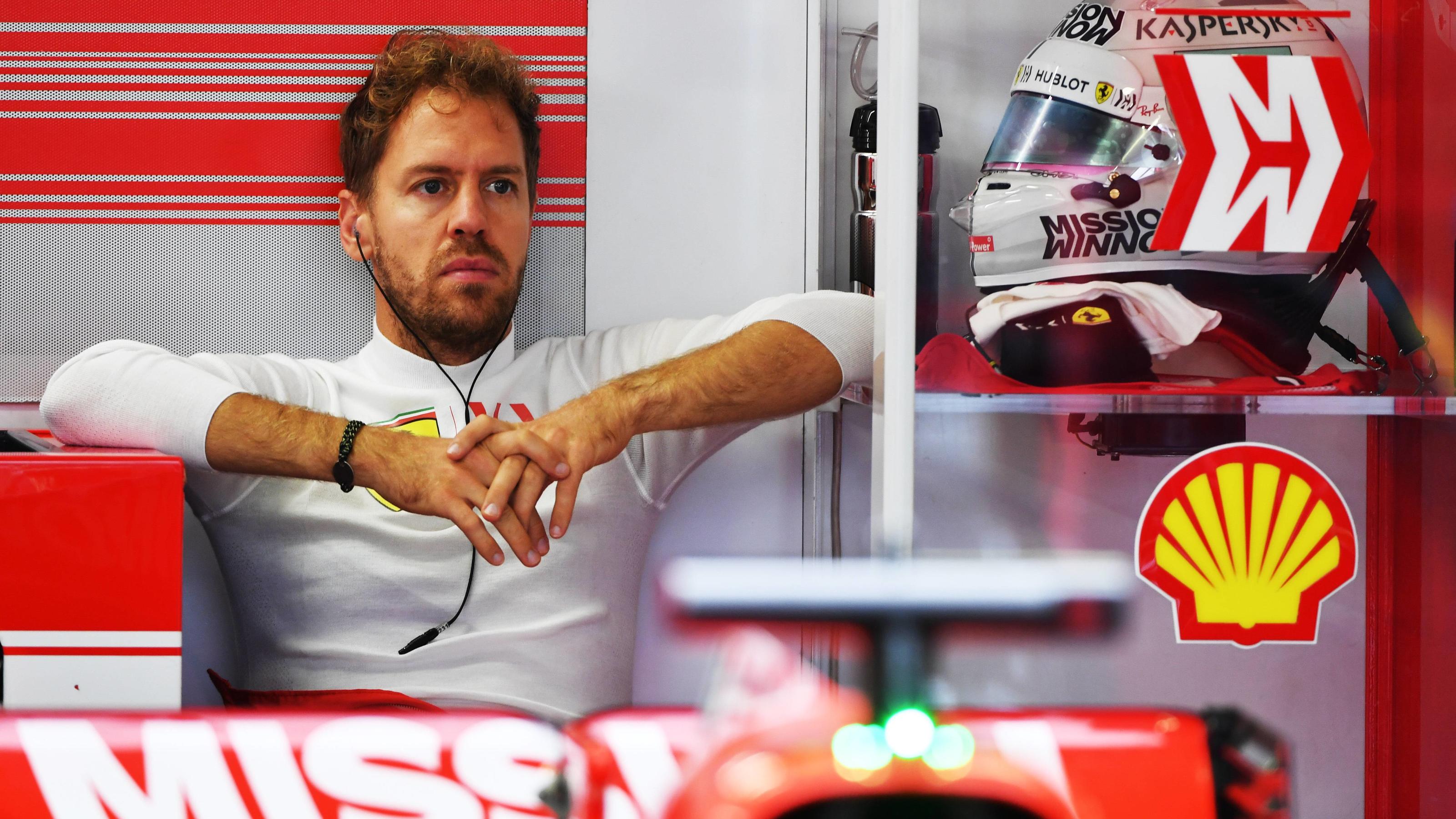 Formel 1 in Sao Paulo: Ferrari schielt noch auf die Konstrukteurs-WM Sport Themen der Woche KW43 Sport Bilder des Tages 2018 Mexican GP AUTODROMO HERMANOS RODRIGUEZ, MEXICO - OCTOBER 27: Sebastian Vettel, Ferrari during the Mexican GP at Autodromo Hermanos Rodriguez on October 27, 2018 in Autodromo Hermanos Rodriguez,