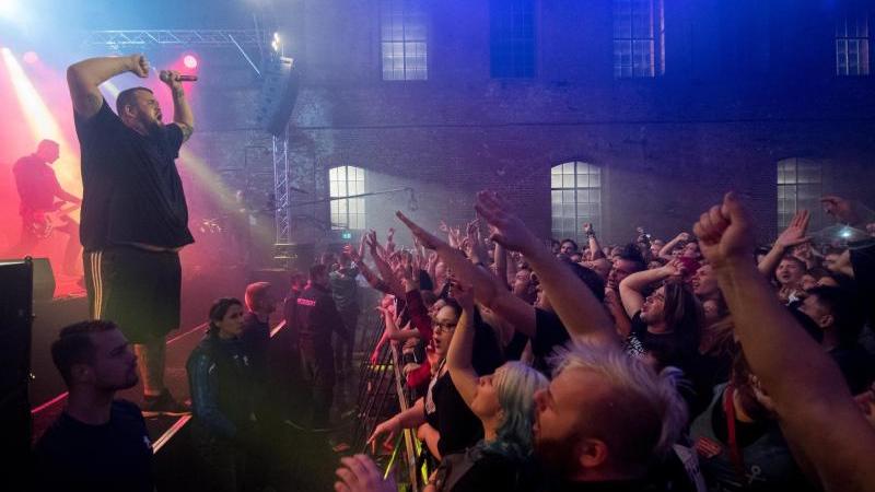 Feine Sahne Fischfilet spielt in Dessau Feine Sahne Fischfilet