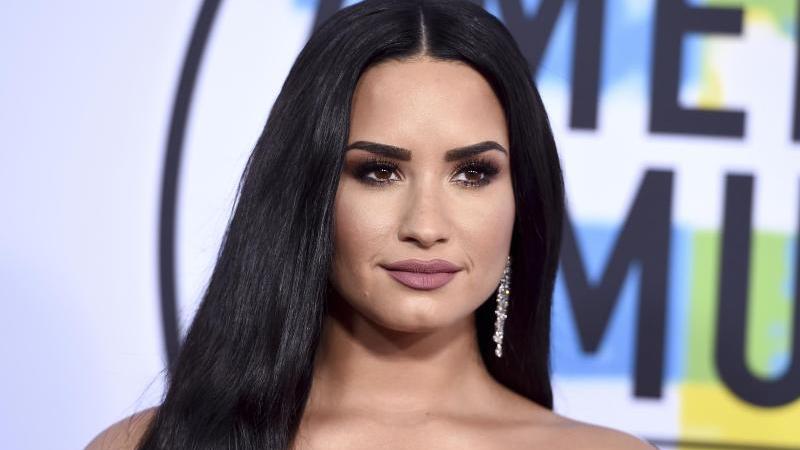 Demi Lovato bricht monatelanges Schweigen Demi Lovato