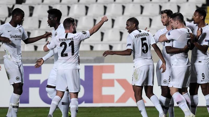 Frankfurt nach 3:2 bei Limassol in der K.o.-Phase Frankfurter Torjubel