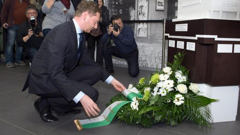 Kretschmer: Erinnerung an Pogrom lebendig halten Michael Kretschmer gedenkt der Pogromnacht 1938