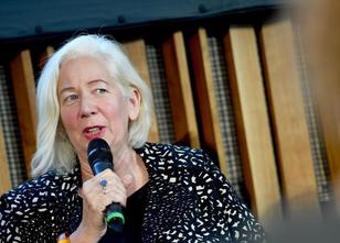 Die Tanzmanagerin Bettina Wagner-Bergelt übernimmt die künstlerische Leitun... weiterlesen