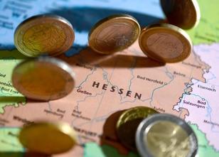 Der Staatsgerichtshof verhandelt heute in Wiesbaden über die Klage von 18 h... weiterlesen