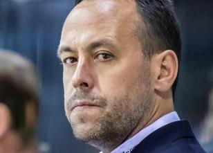 Der frühere Eishockey-Bundestrainer Marco Sturm hat mit den Los Angeles Kin... weiterlesen