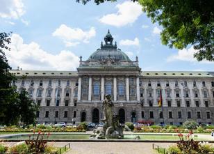 Vor dem Landgericht München I beginnt heute ein Prozess gegen einen Vater w... weiterlesen