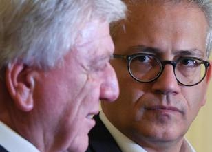 Spitzenpolitiker von Grünen, SPD und FDP sind am Donnerstag in Frankfurt zu... weiterlesen
