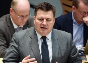 Innensenator Andreas Geisel (SPD) hat eine baldige Besserung der unhaltbare... weiterlesen