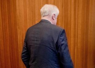 Mit großer Spannung wird in der CSU die Ankündigung von CSU-Chef Horst Seeh... weiterlesen
