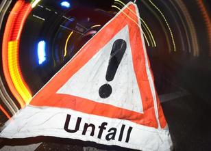 Zwei junge Autoinsassen sind bei einem Unfall in Gütersloh verletzt worden.... weiterlesen