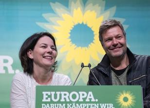 Kein Merz-Effekt bei der Union, die SPD im Rekordtief und die Grünen legen ... weiterlesen