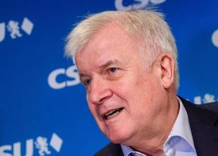 CSU-Chef Horst Seehofer will den Parteivorsitz am 19. Januar abgeben - an d... weiterlesen