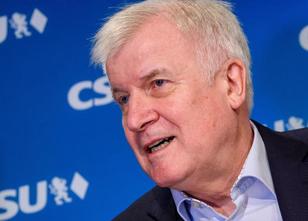 CSU-Chef Horst Seehofer will den Parteivorsitz am 19. Januar abgeben - an d... weiterlesen