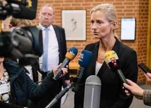 Die versehentliche Enttarnung eines V-Mannes des niedersächsischen Verfassu... weiterlesen