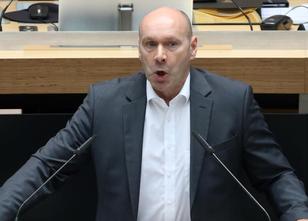 Die Linke braucht nach Einschätzung ihres Berliner Fraktionschefs Udo Wolf ... weiterlesen